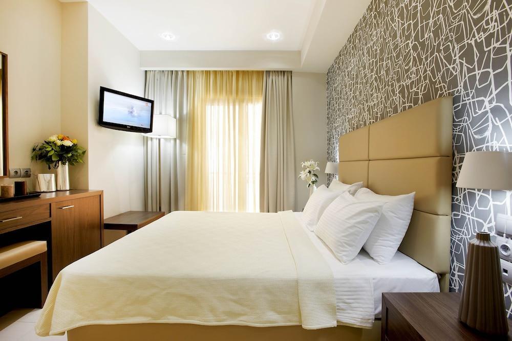Phidias Piraeus Hotel Exterior foto